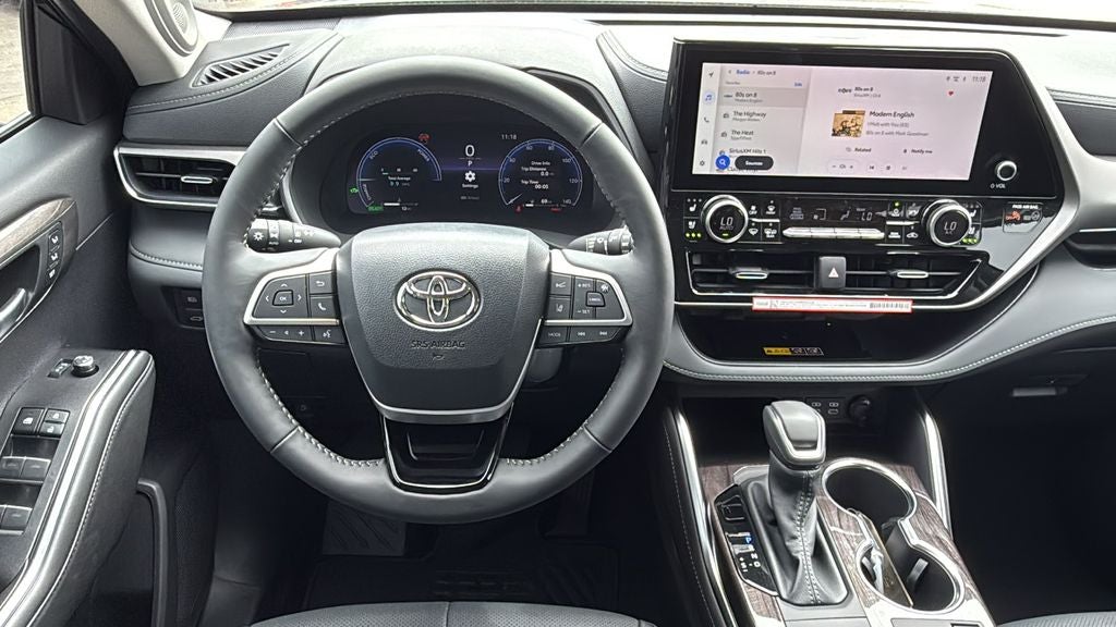 2026 Toyota Highlander Hybrid Limited