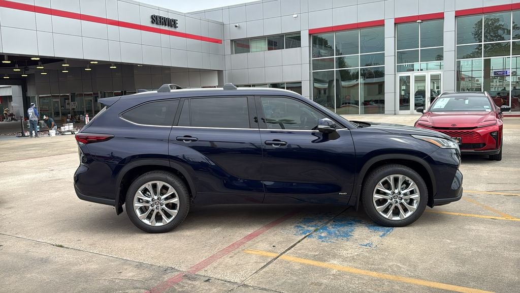 2026 Toyota Highlander Hybrid Limited