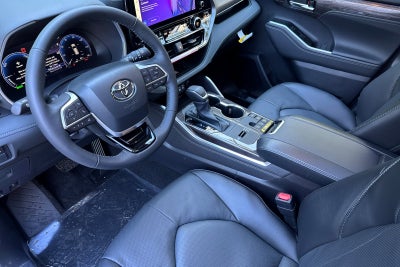 2026 Toyota Highlander Limited
