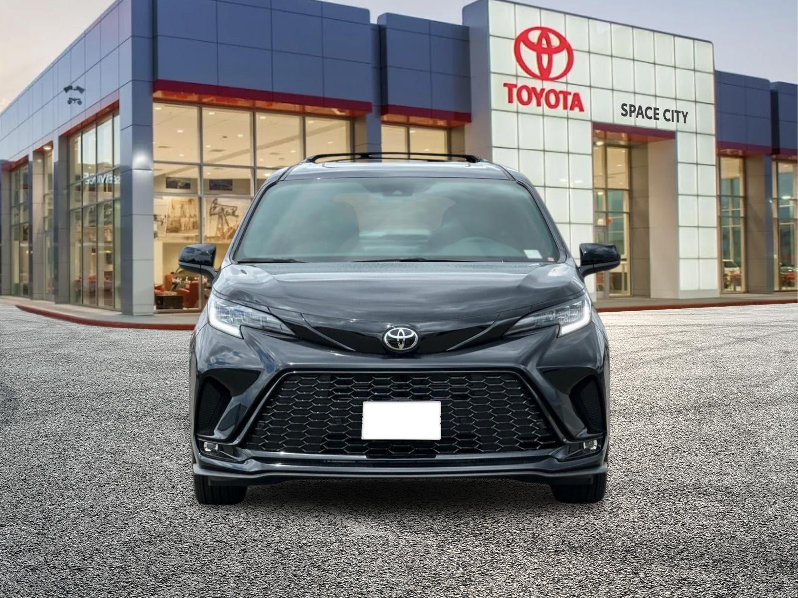 2026 Toyota Sienna XSE 7 Passenger