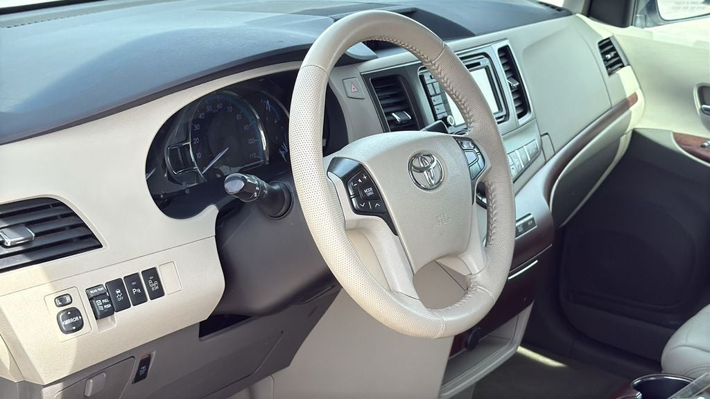 2014 Toyota SIENNA XLE 3.5L XLE