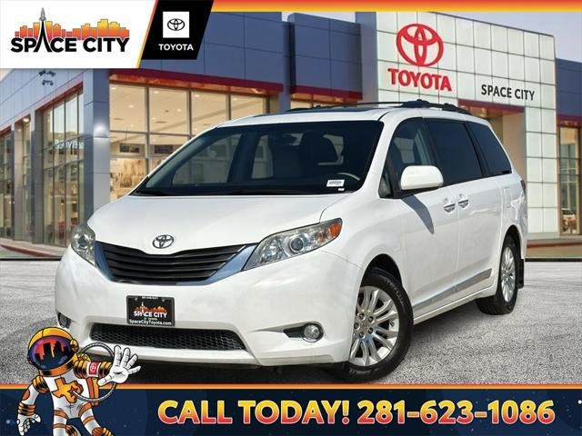 2014 Toyota SIENNA XLE 3.5L XLE