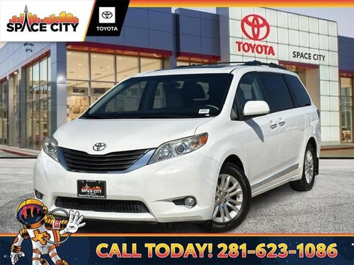 2014 Toyota SIENNA XLE 3.5L XLE