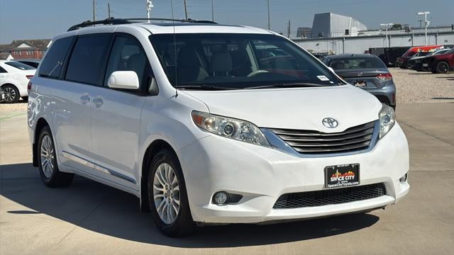 2014 Toyota SIENNA XLE 3.5L XLE