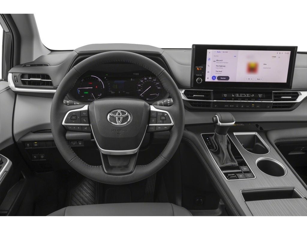 2025 Toyota Sienna XLE 8 Passenger
