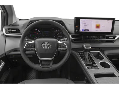 2026 Toyota Sienna XLE 8 Passenger