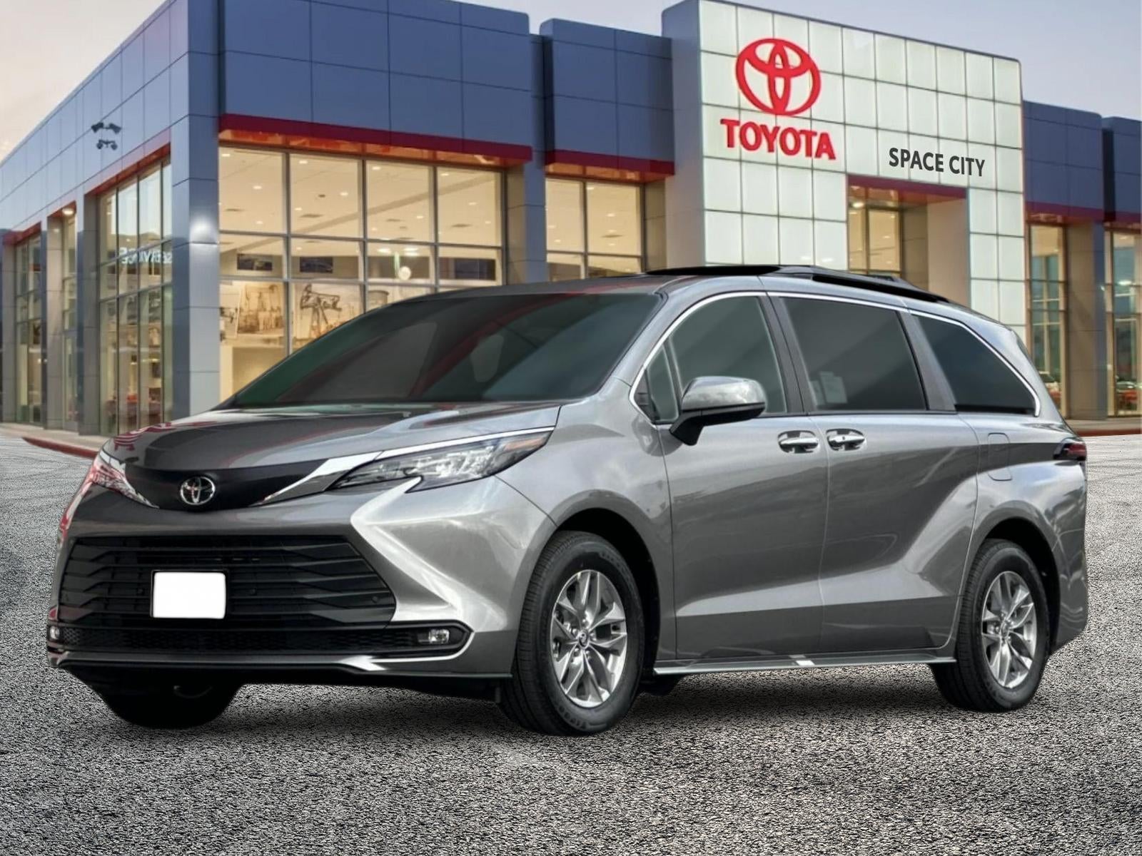 2026 Toyota Sienna XLE 8 Passenger