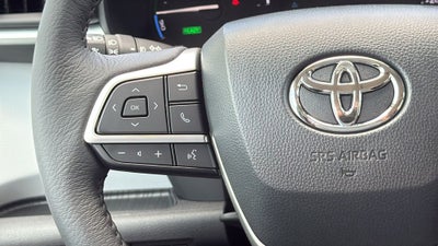 2026 Toyota Sienna XLE 8 Passenger