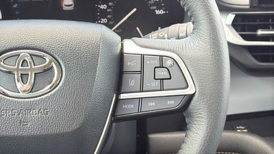 2026 Toyota Sienna XLE 8 Passenger