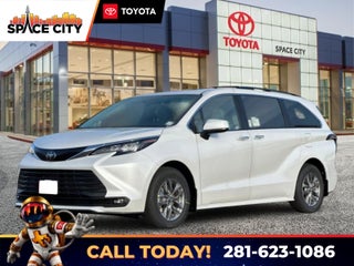 2026 Toyota Sienna XLE 8 Passenger