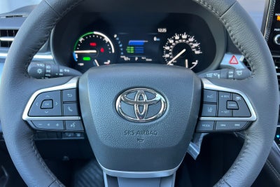 2026 Toyota Sienna XLE 8 Passenger