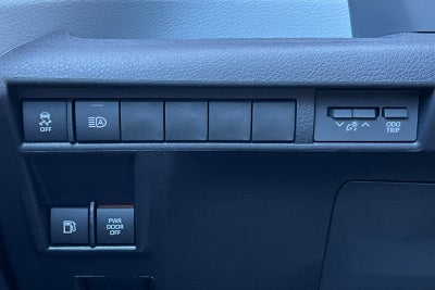 2026 Toyota Sienna XLE 8 Passenger