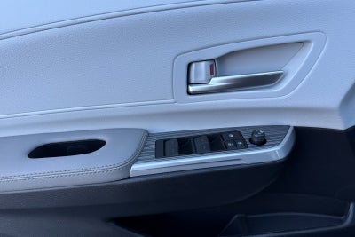 2026 Toyota Sienna XLE 8 Passenger