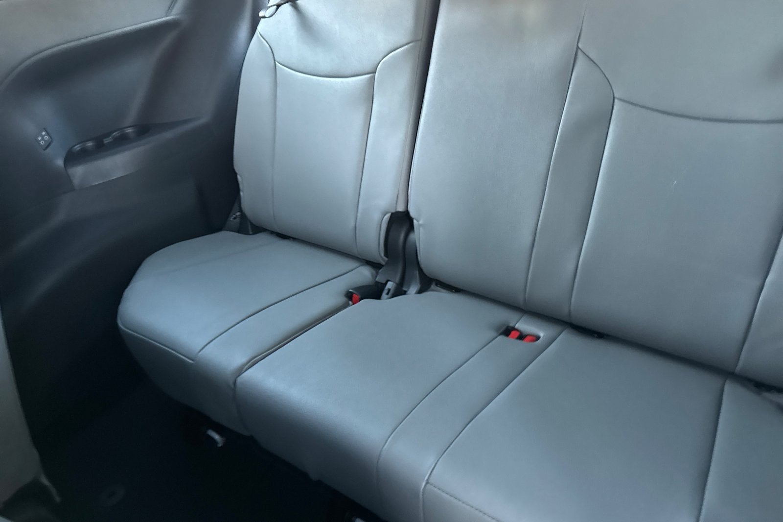 2026 Toyota Sienna XLE 8 Passenger