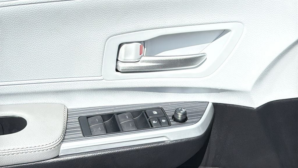 2026 Toyota Sienna XLE 8 Passenger