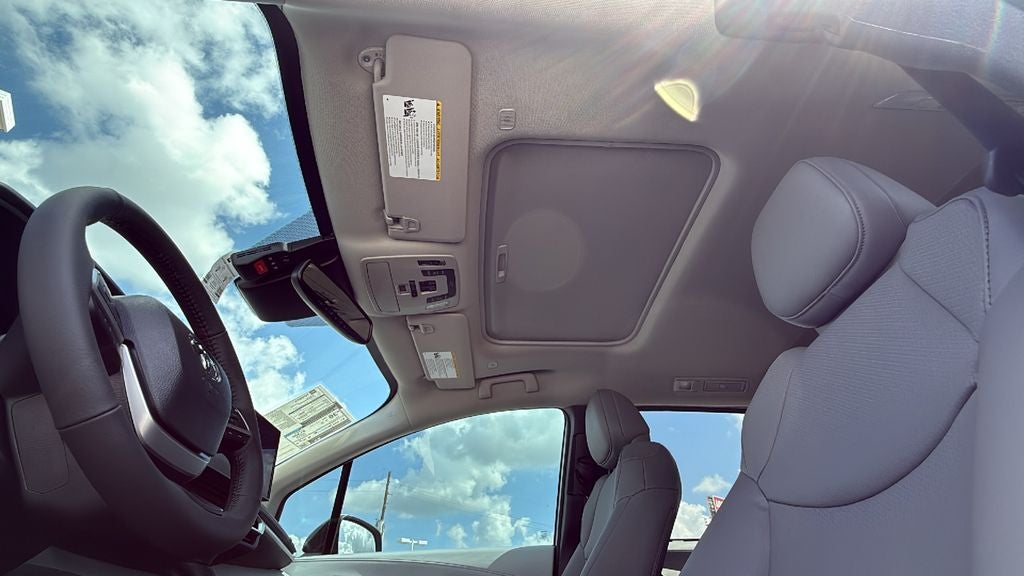 2026 Toyota Sienna XLE 8 Passenger