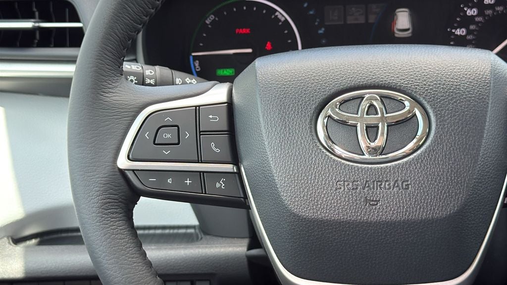 2026 Toyota Sienna XLE 8 Passenger