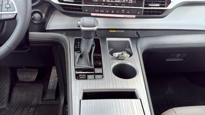 2026 Toyota Sienna XLE 8 Passenger