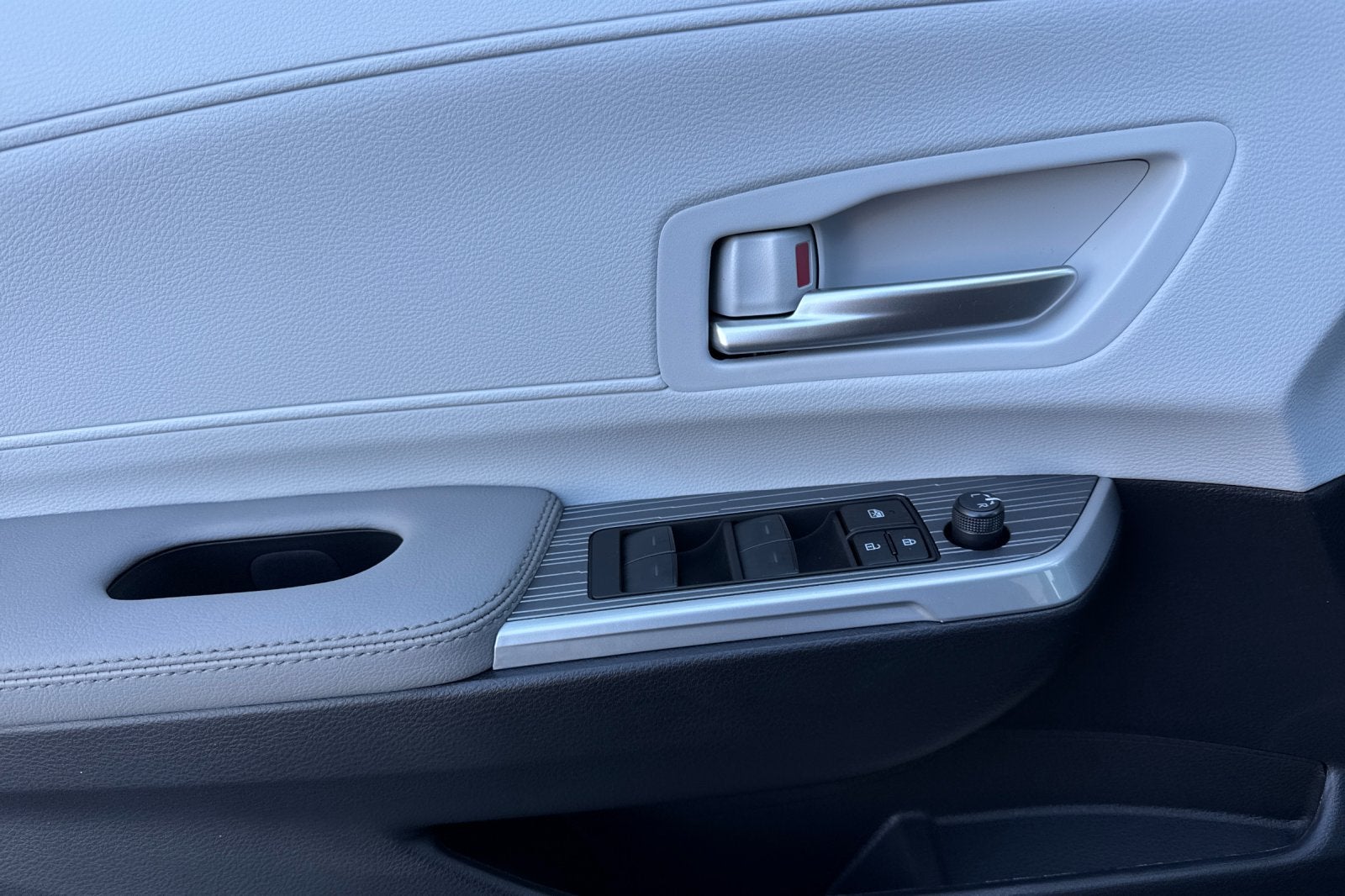2026 Toyota Sienna XLE 8 Passenger