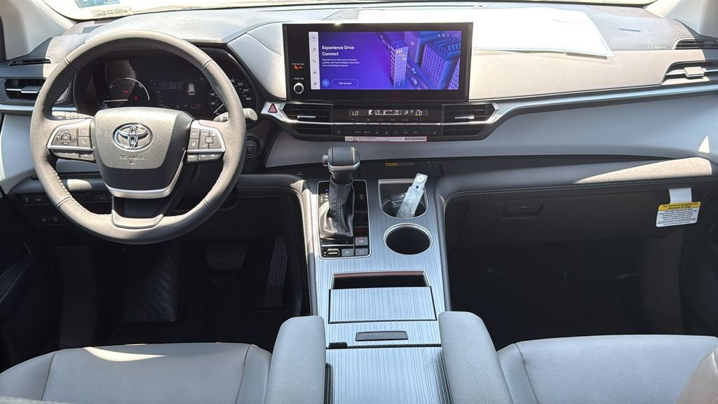2026 Toyota Sienna XLE 8 Passenger