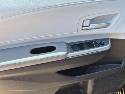2026 Toyota Sienna XLE 8 Passenger