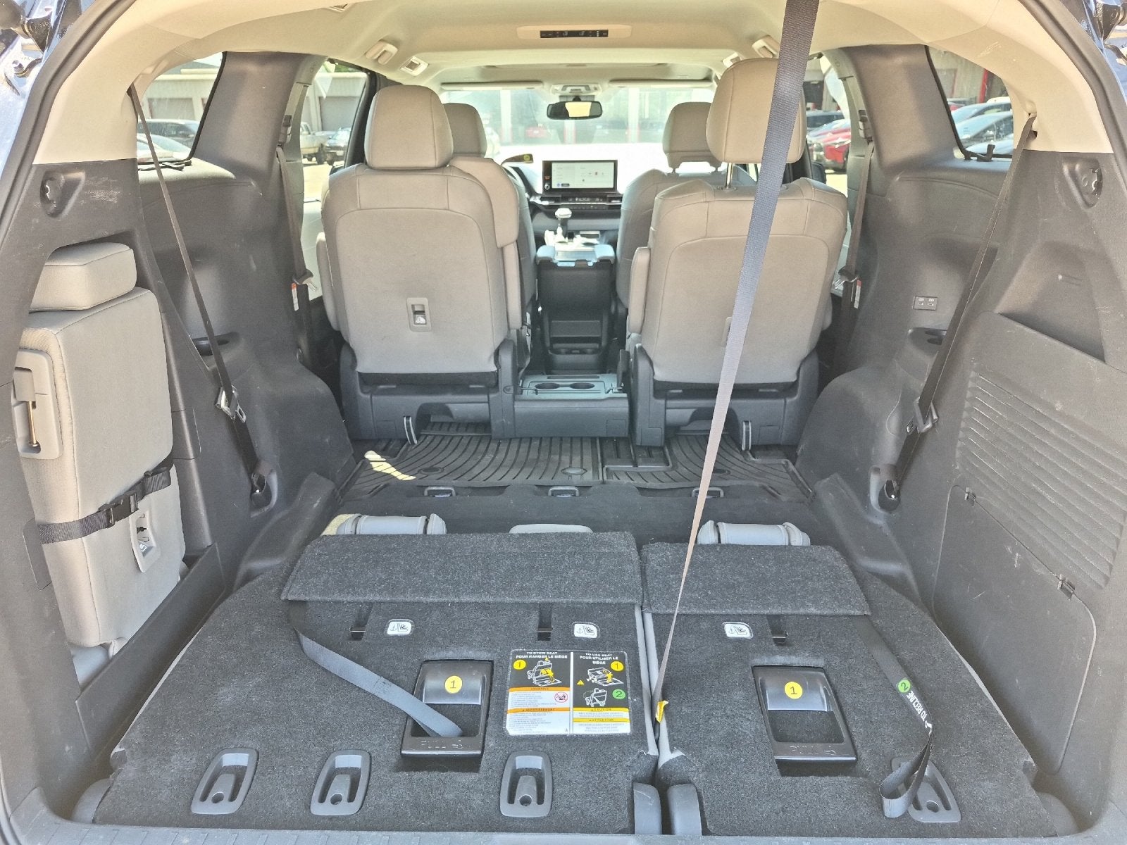 2026 Toyota Sienna XLE 8 Passenger