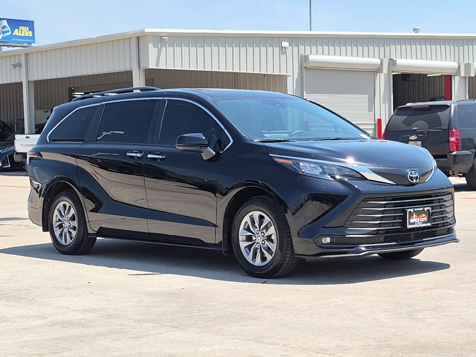 2026 Toyota Sienna XLE 8 Passenger