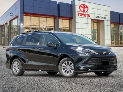 2026 Toyota Sienna XLE