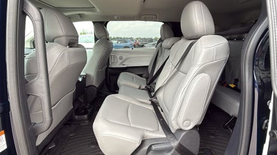 2026 Toyota Sienna XLE 8 Passenger