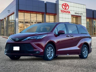 2026 Toyota Sienna XLE 8 Passenger