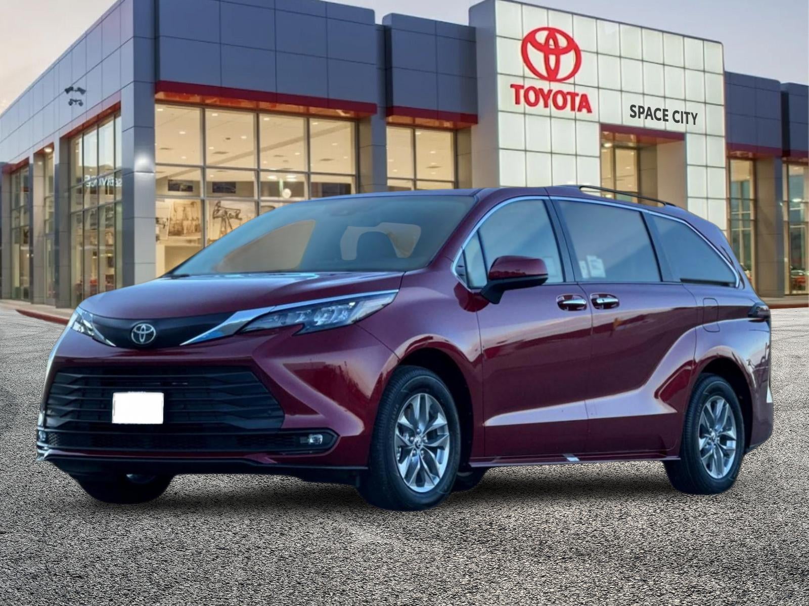2026 Toyota Sienna XLE 8 Passenger