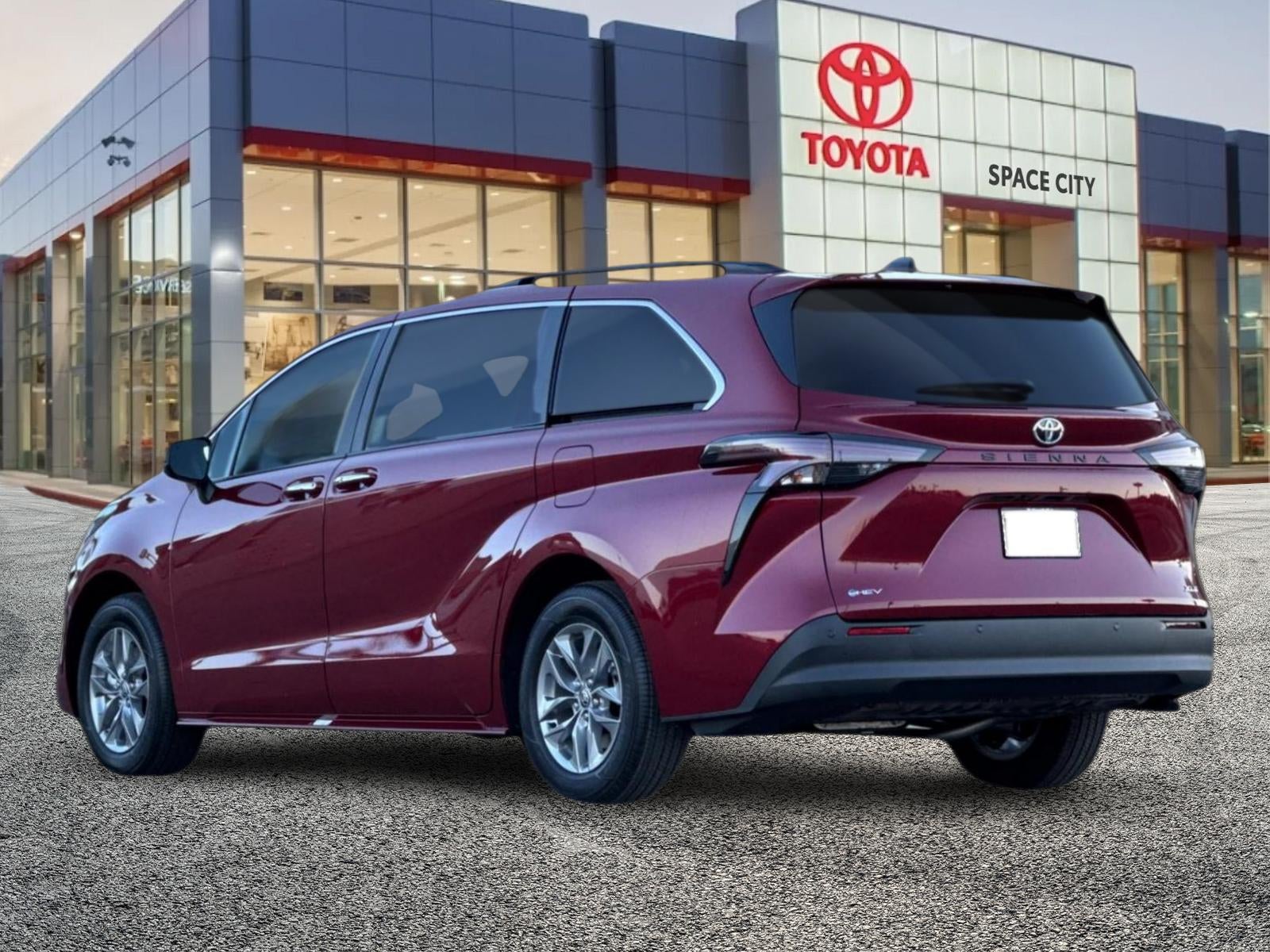 2026 Toyota Sienna XLE 8 Passenger