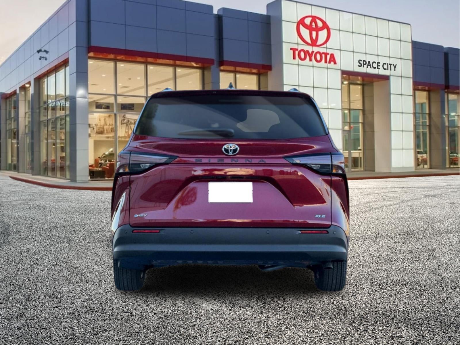 2026 Toyota Sienna XLE 8 Passenger