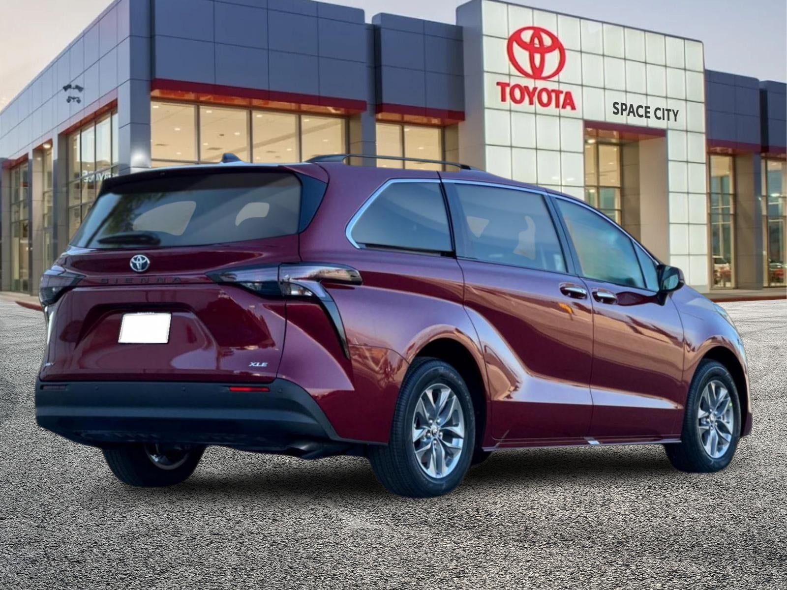 2026 Toyota Sienna XLE 8 Passenger