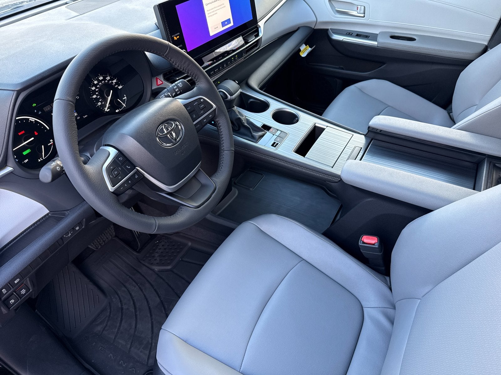 2026 Toyota Sienna XLE 8 Passenger