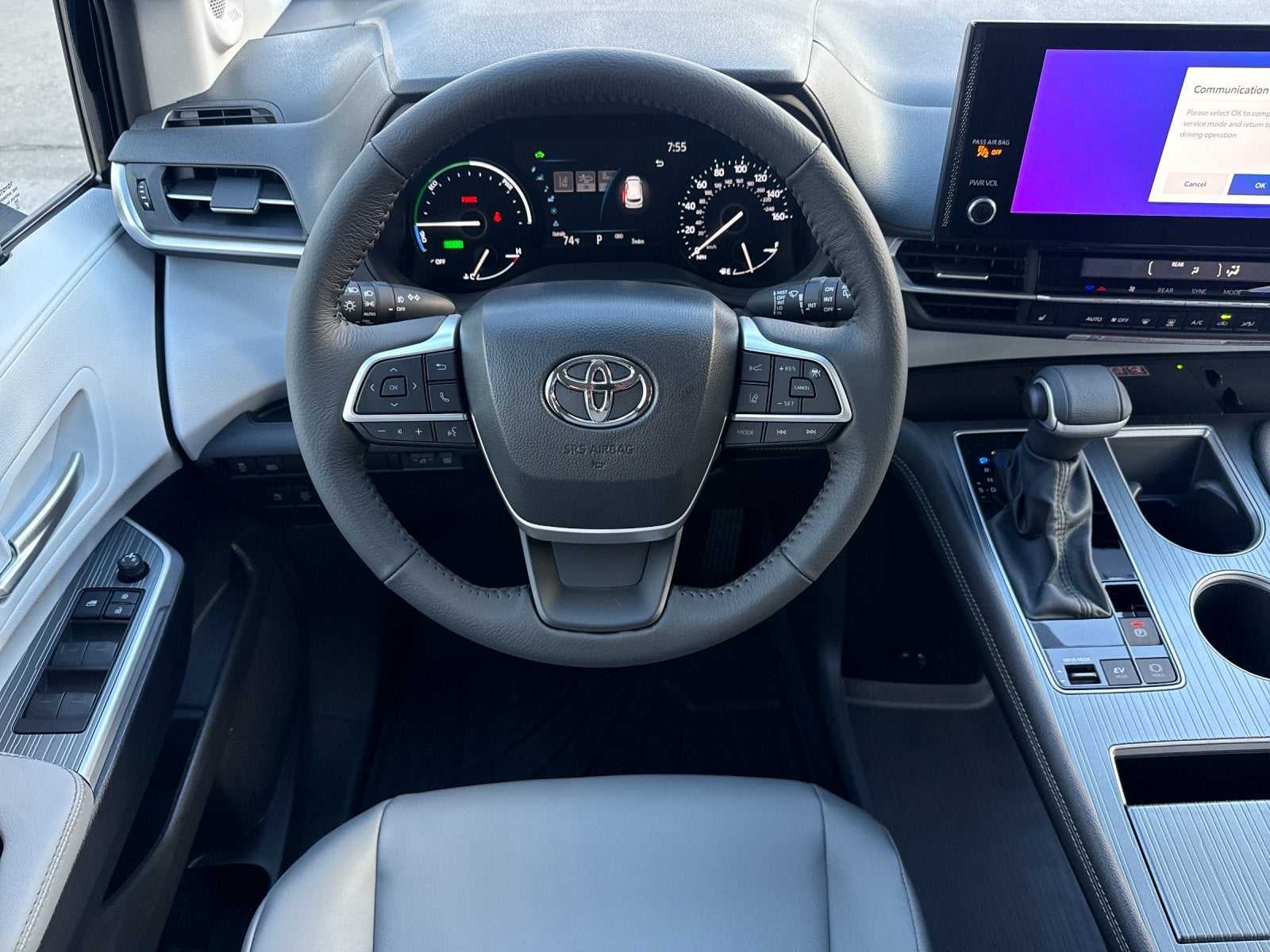 2026 Toyota Sienna XLE 8 Passenger