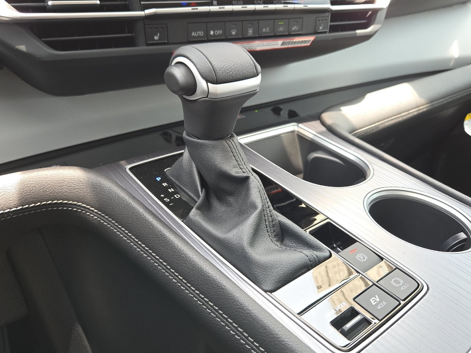 2026 Toyota Sienna XLE 8 Passenger