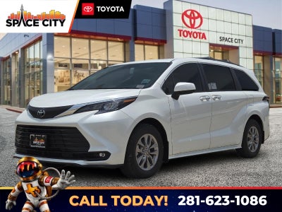 2026 Toyota Sienna XLE