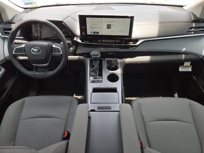 2026 Toyota Sienna XLE