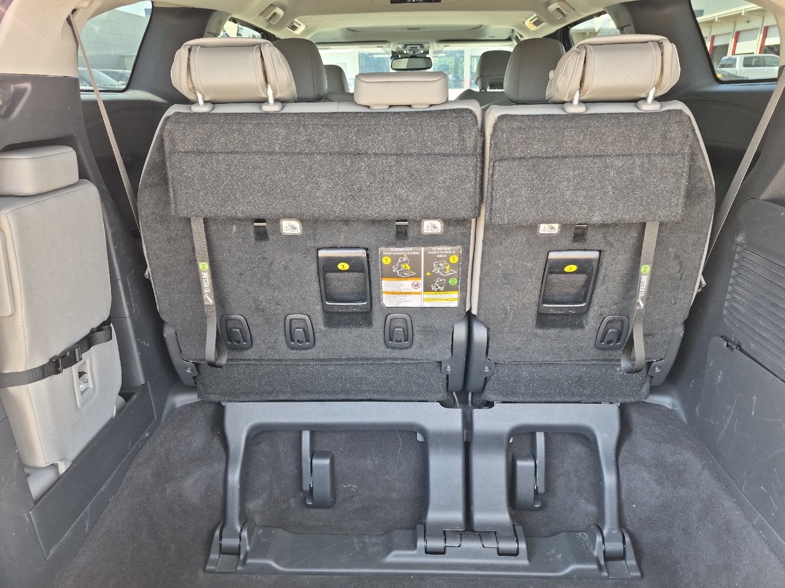 2025 Toyota Sienna XLE 8 Passenger