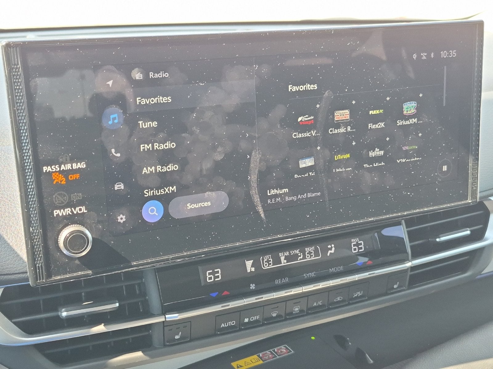 2025 Toyota Sienna XLE 8 Passenger