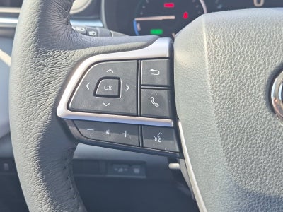 2025 Toyota Sienna XLE 8 Passenger