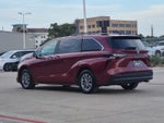 2025 Toyota Sienna XLE 8 Passenger