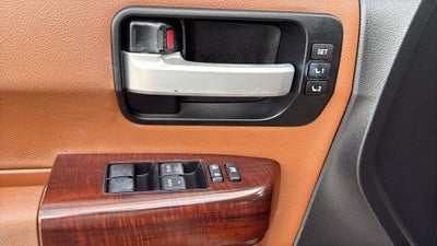 2014 Toyota SEQUOIA 4X2 Platinum