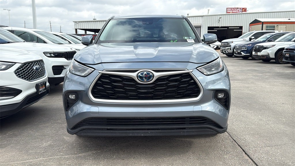 2023 Toyota HIGHLANDER HYBRD LE