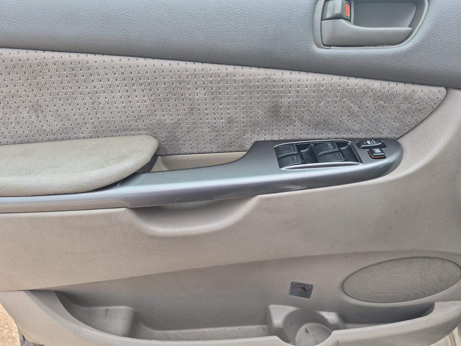 2008 Toyota SIENNA LE