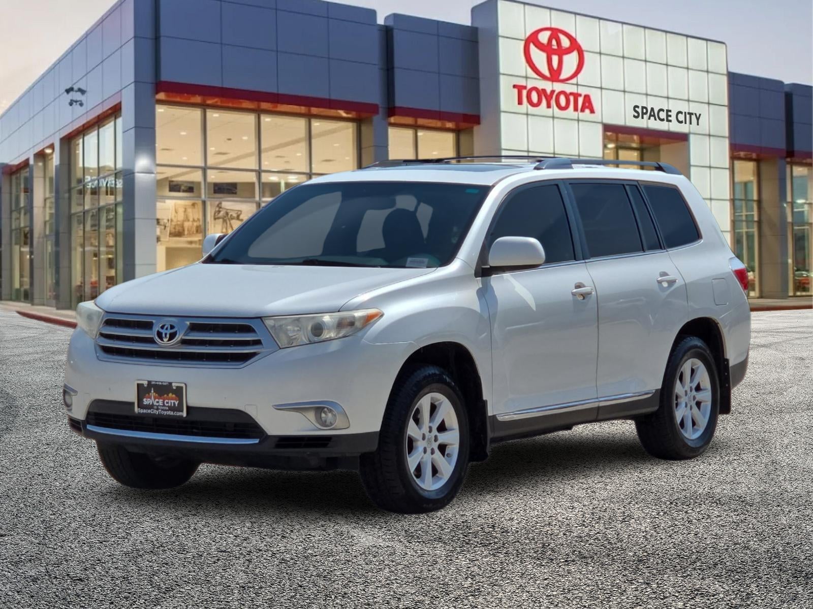 2012 Toyota HIGHLANDER SE