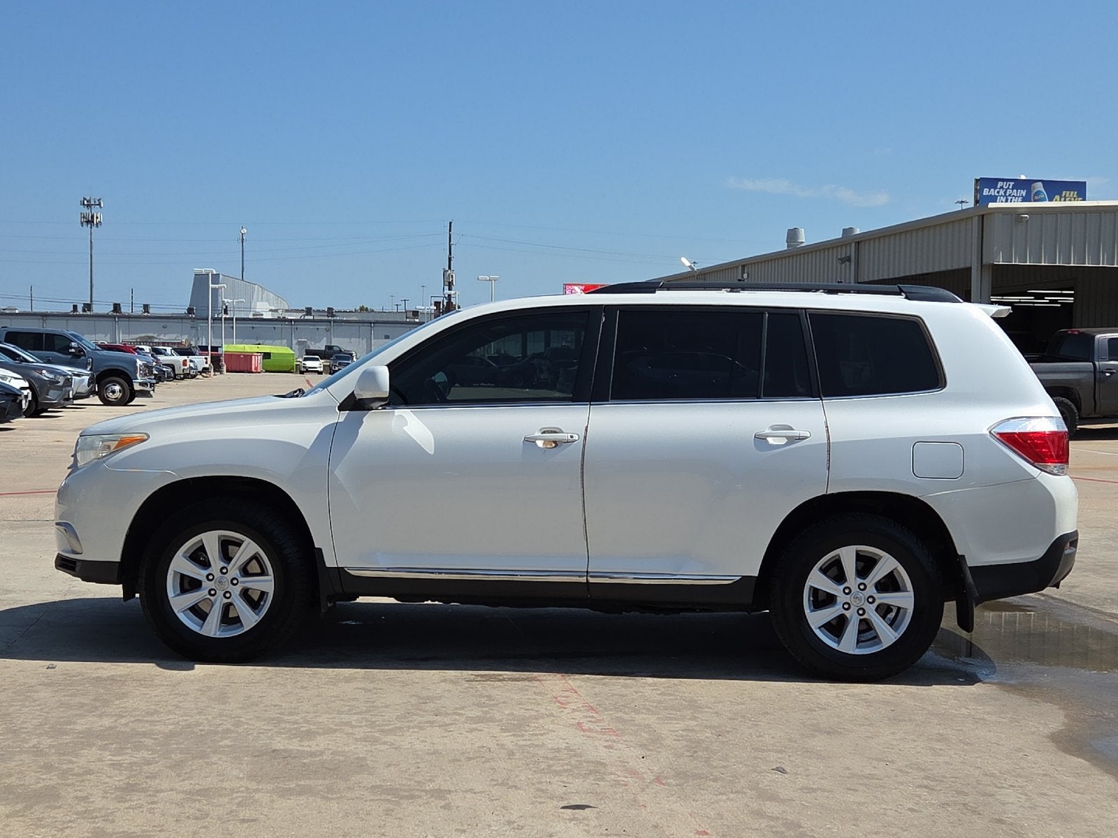 2012 Toyota HIGHLANDER SE