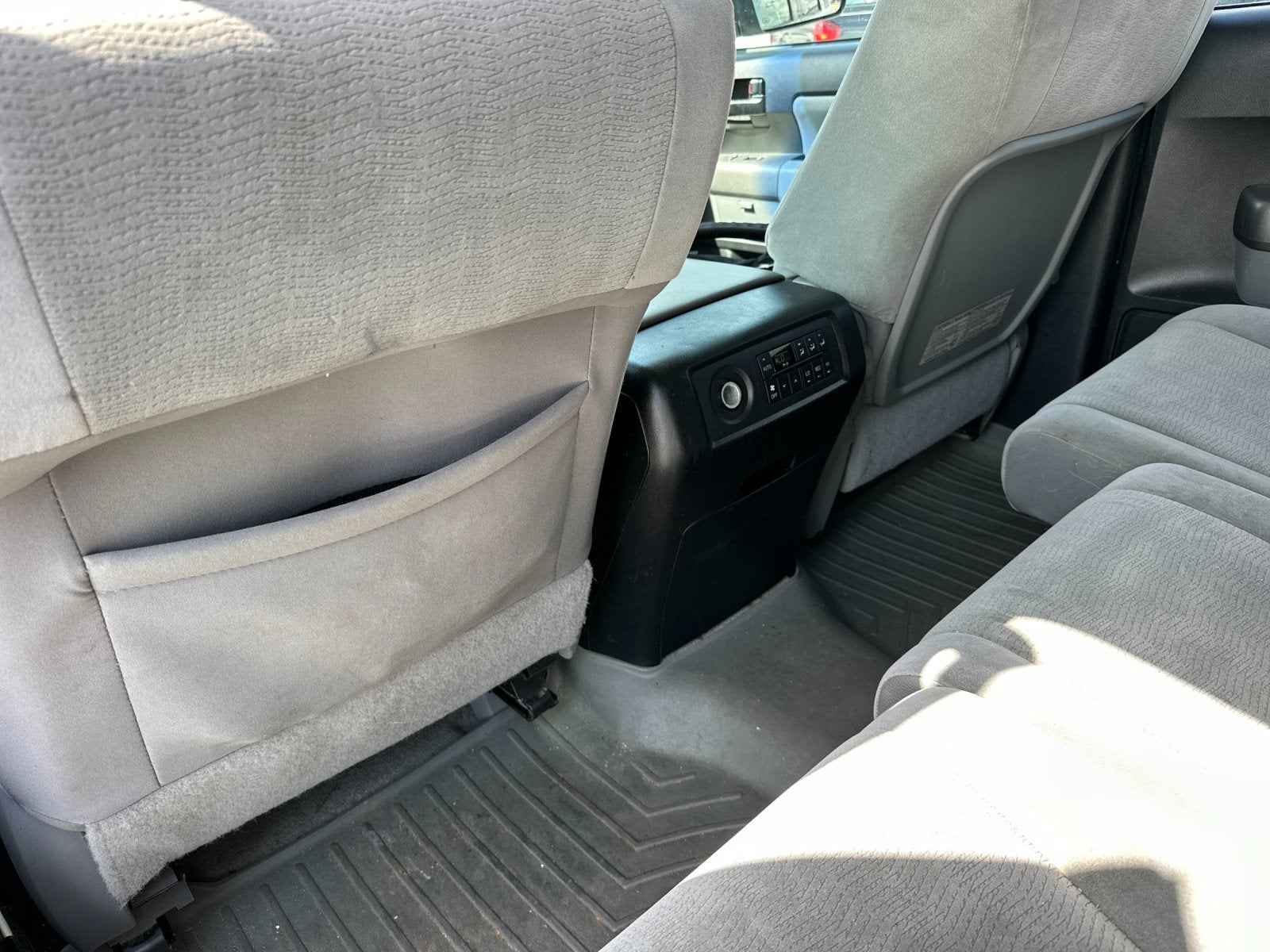2010 Toyota SEQUOIA SR5 4.6L