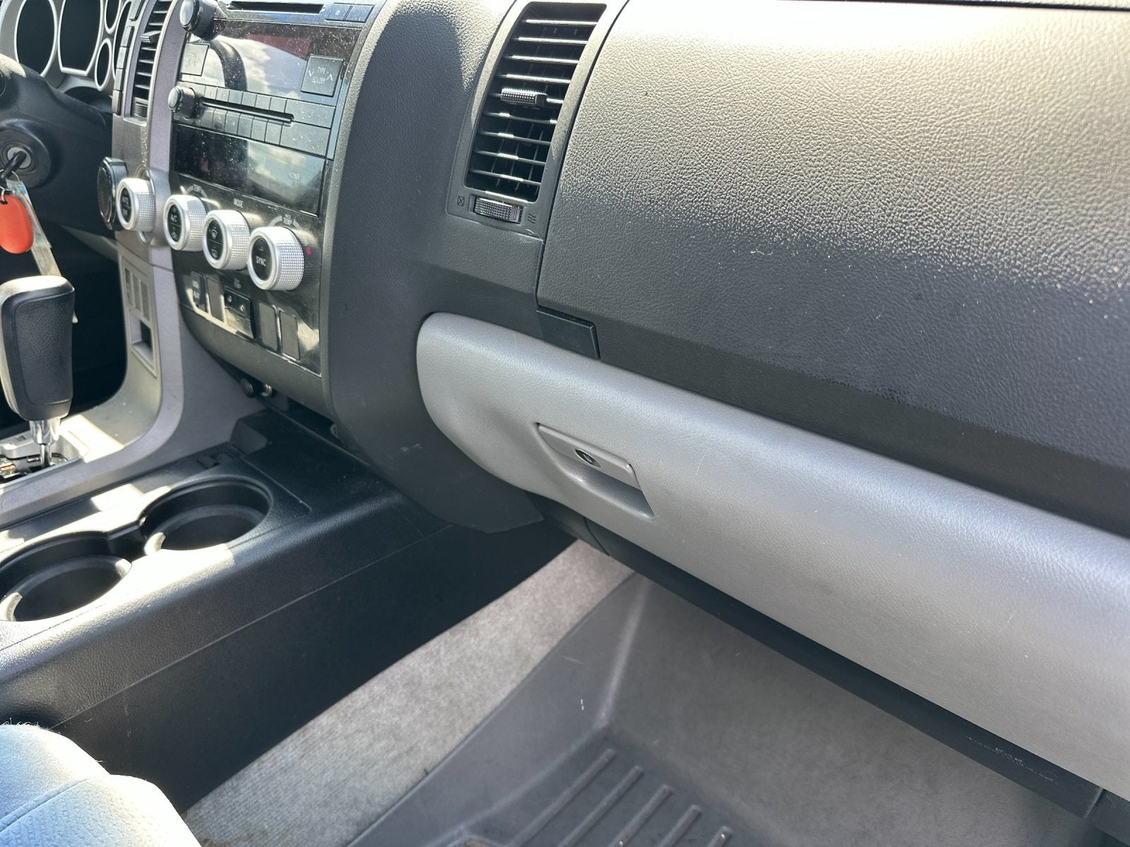 2010 Toyota SEQUOIA SR5 4.6L